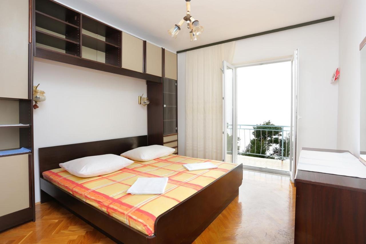 Rooms With A Parking Space Brela, Makarska - 17281 Exterior photo